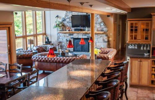 The Glen House -9 Bdrm Estate Sleep 26 Movie Theater,Pool,Golf,Ski - Foto 70