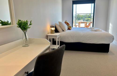 SoHot Stays Sea View Apartments- central location- sleeps 4 - Foto 17