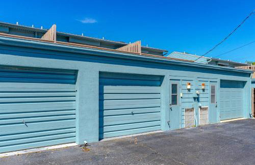 STEPS from Flagler Avenue! Charming Home with Private Garage and Full Kitchen! - Foto 21