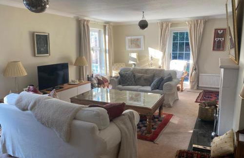 Lovely Bungalow in beautiful neighbourhood - Foto 6