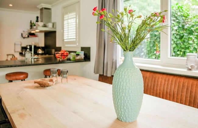 Lovely Holiday Home in Kaatsheuvel With Bubble Bath - Photo 71