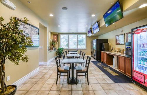 New Luxurious 1BR Apartment Heated Pool Spa & Sauna - Foto 50