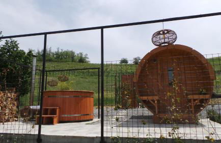 Sotto La Vigna Charm Stay Adults only vacation Appartement Hayloft - Foto 22