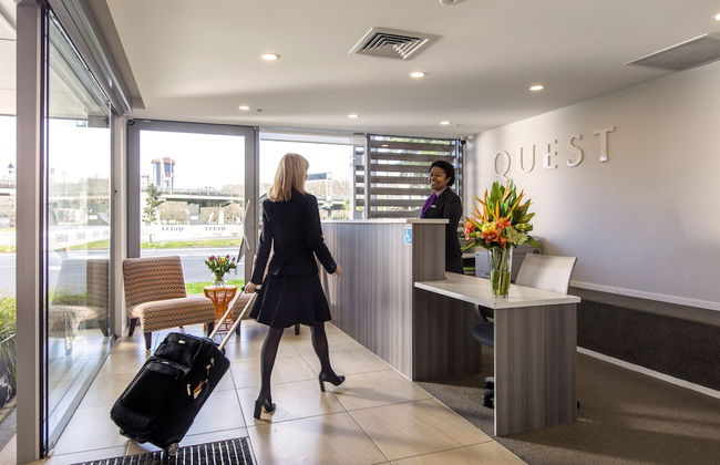 Quest on Beaumont - Photo 4