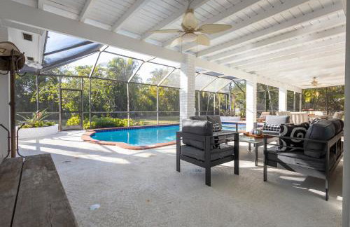 Tranquil Heirloom Hideaway Pool in South Miami - Foto 24