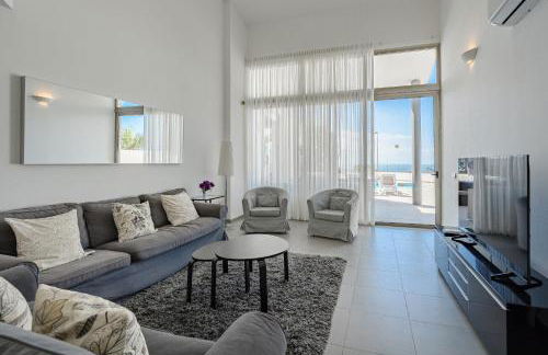 Villa Caterina, Luxury Villa with Heated Pool Ocean View in Adeje, Tenerife - Foto 10