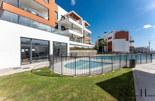 Luxury Beach Escape with Pools, Gym & Sauna - Foto 48