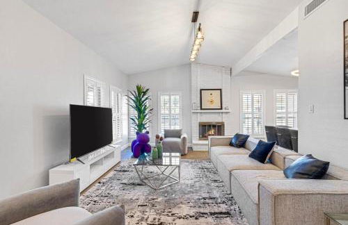 Vacation Home in Vegas w Pool 2 mile to Strip - Foto 21