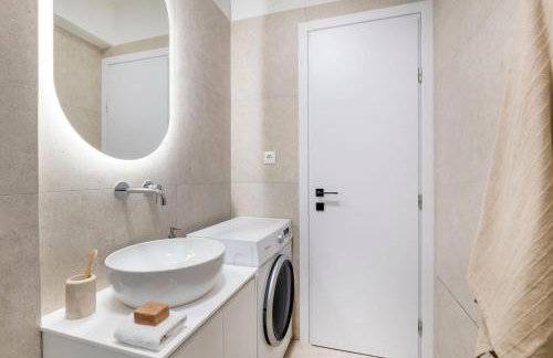 Elliniko Riviera - Family Apt Near Metro by MPS - Foto 15