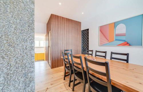 Cozy Coastal Getaway 3BR Apartment in Estoril - Foto 5