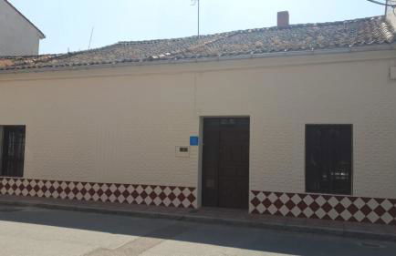 La Nava, casa de pueblo con patio y calefacción con chimenea - Foto 11