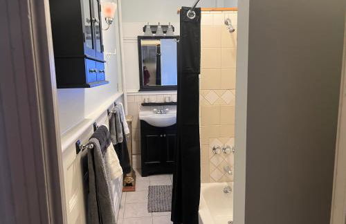 1 Br Private Victorian Apt in convenient City location on half acre sleeps 4 - Foto 14