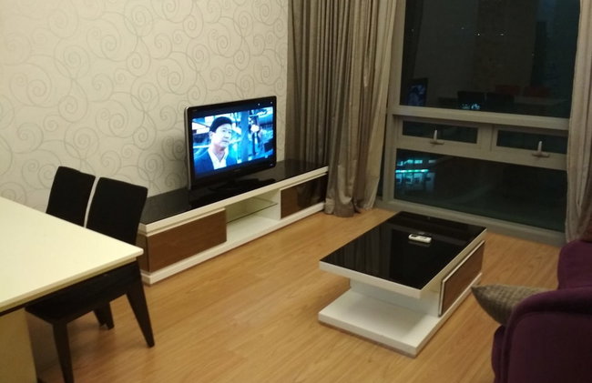 Queens Service Suite at Swiss Garden Residences - Photo 23