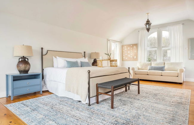 River House by Avantstay Historic & Secluded Estate on the Hudson River w/ Pool Sleeps 24! - Foto 45