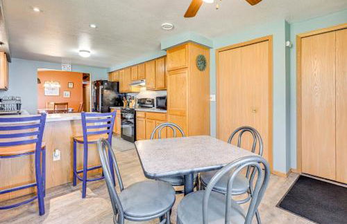 Furnished Deck with Forested Views Manawa Home! - Foto 9