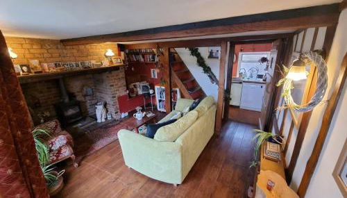 Cheerful, bright, cosy period cottage with hot tub - Foto 3