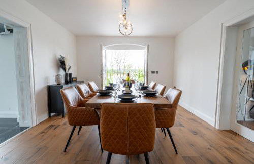 Escape Ordinary at Lily's Pad - Foto 40