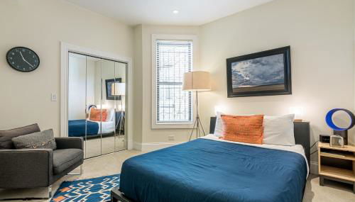 Logan Blvd Luxury! Enjoy the Well-Equipped Kitchen and Prime Location apts - Foto 2