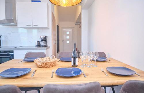 Queen's Lodge Mastrinka by Litto - Photo 4