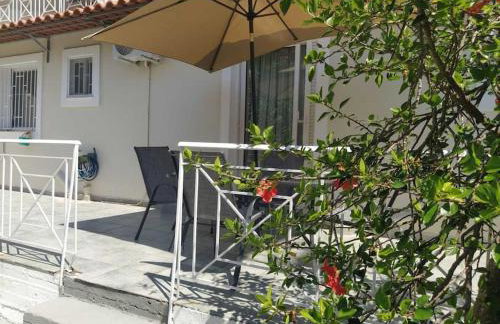 Παραλιακό διαμέρισμα με αυλή, πλήρως εξοπλισμένο - Foto 17