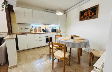 Ampio Appartamento su 2 Livelli nel Centro Storico, Ideale per Coppie o Gruppi da 2 a 5 Persone - Foto 24