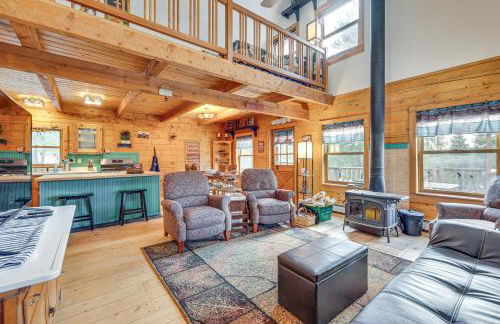 BBQs, Hikes and Fireside Nights Cabin in Black Hawk - Foto 1