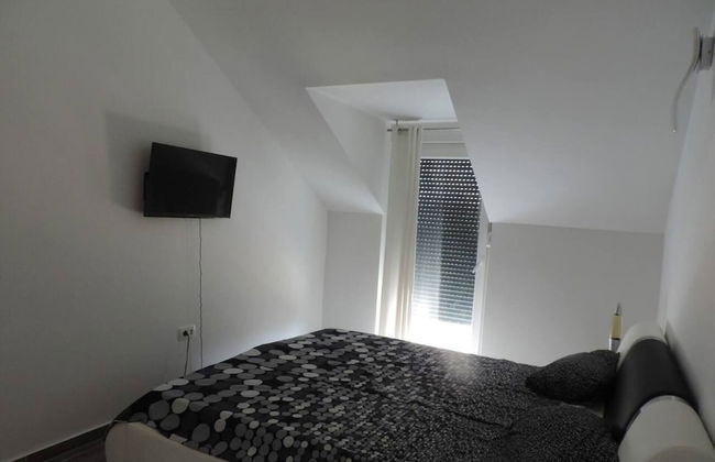 Luxurious 2-bed Appartment in Mandre With Pool - Foto 9