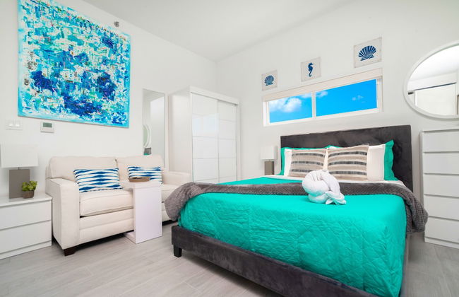 Cayman Luxury Rentals at The Grove - Photo 60