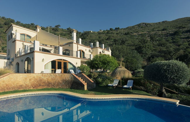 Luxurious 5 Bedroom Villa With Waterfall Closeby - Foto 17