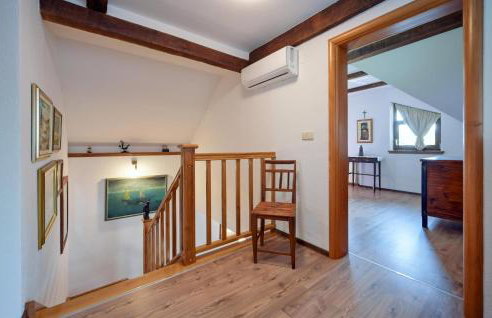 3 Bedroom Beautiful Home In Novi Marof - Foto 25