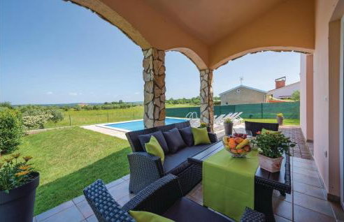 Four-Bedroom Holiday Home In Mihatovici - Foto 5