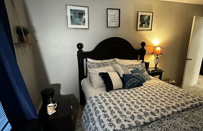 2 BR con patio por el centro comercial - Foto 28