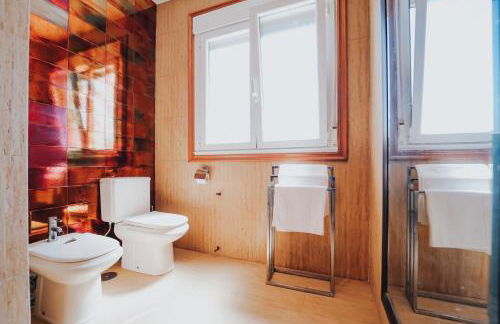 Villa con piscina a pie de playa - Foto 60