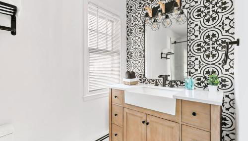 Fire pit ~ Game Room ~ near NYC ~ Modern Luxury - Foto 3