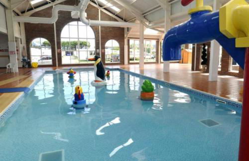 Two x 6 Berth static caravan on Lyons Robin Hood Rhyl North wales - Photo 74