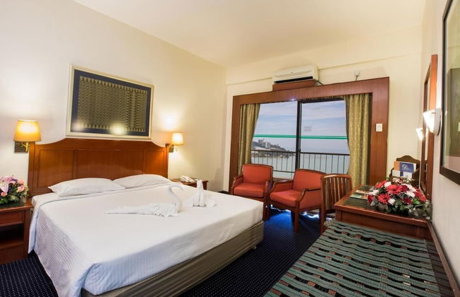 Rainbow Paradise Beach Resort by LWE - Foto 17