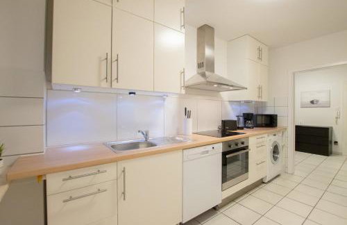 Tolstov Apartments - 1 , 3 and 4 Room Apartments - 20 min Messe DUS & Airport DUS - Foto 22