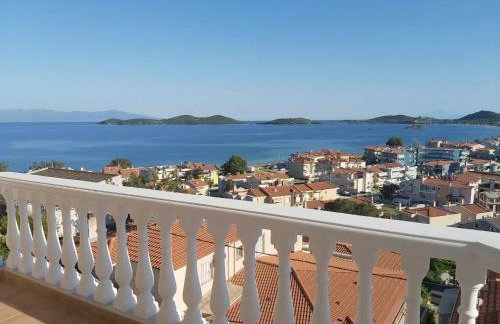 Upon The Hill - Foto 1