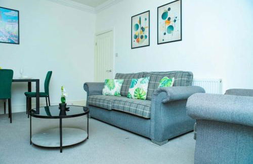 Contractor stays - Neville Crescent Sunderland - Foto 21