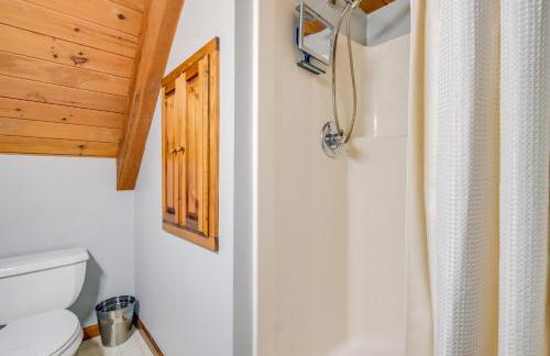 Milton Hidden Gem with Pool, Hot Tub and Fireplace! - Foto 15