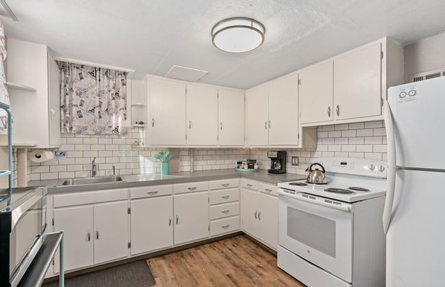 Garden Level Apt Mtn Ave, 8 Min Walk to Old Town! - Foto 6