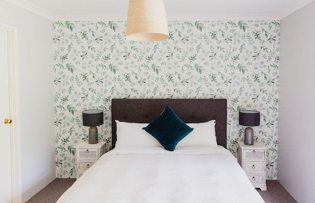 Margaret River Holiday Cottages - Photo 9