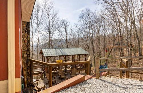 Red Rooster Family Cabin w/Hot Tub+Fire Pit+View - Foto 61