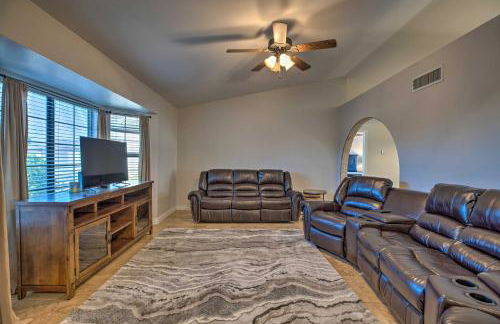 3 Mi to Westgate Desert Home with Hot Tub in Peoria - Foto 6
