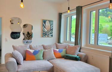 Black Forest -4- I Design I Boxspring I Balkon mit Ausblick I Spielplatz I Nespresso - Foto 1