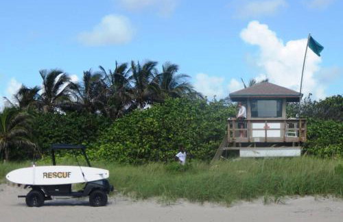 Spacious villa, pool, water views, walk to beach - Foto 27