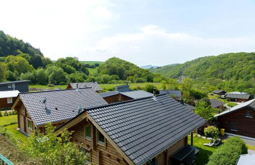 5 Sterne Ferienhaus Susi mit Kamin, Seeblick und 2 Terrassen - Foto 14