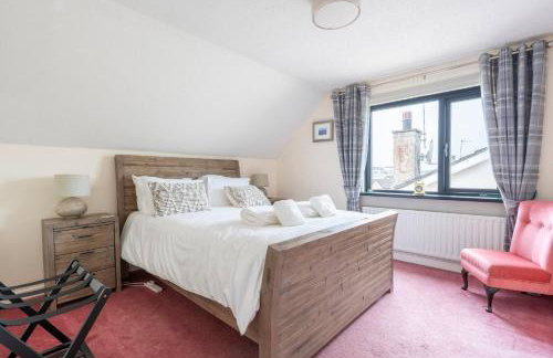 3-Bed Portballintrae Home | Wi-Fi, Garden, Parking - Foto 9