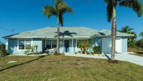 "Canal Dreams" 3 BR2 BA pool home on the canal - Foto 2