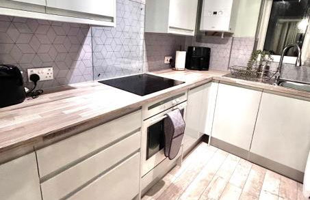 3 Bedroom House- Sleeps 5- Pool Table and Driveway - Foto 7